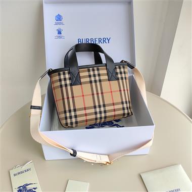 BURBERRY   2025新款女生時尚包包 尺寸：27 x 9.5 x 16.5CM