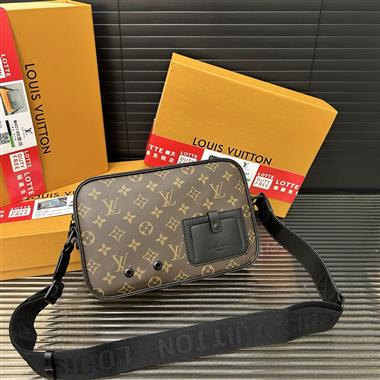 LOUIS VUITTON    2025新款男生時尚包包 尺寸：26*17CM