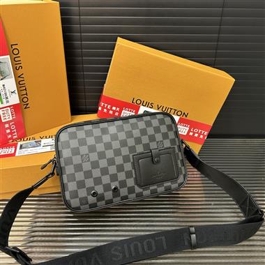 LOUIS VUITTON    2025新款男生時尚包包 尺寸：26*17CM