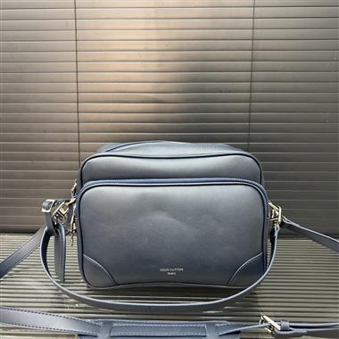 LOUIS VUITTON    2025新款男生時尚包包 尺寸：27*20CM