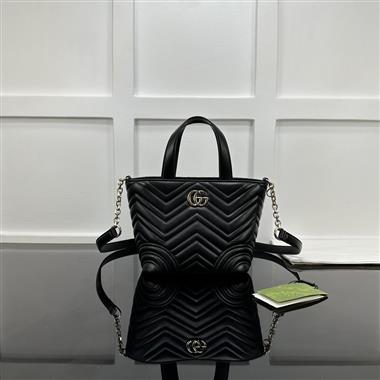 GUCCI    2025新款女生時尚包包 尺寸：18*18*12.5CM