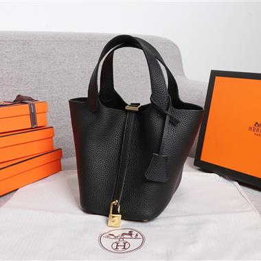 HERMES   2025新款女生時尚包包 尺寸：18CM
