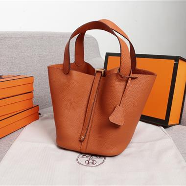 HERMES   2025新款女生時尚包包 尺寸：18CM