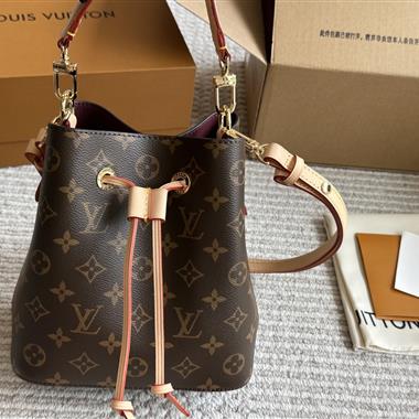 LOUIS VUITTON    2025新款女生時尚包包 尺寸：21*21CM