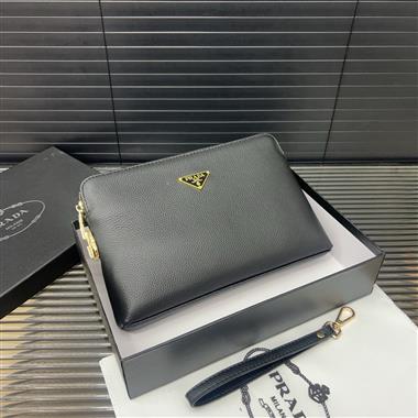 PRADA   2025新款男生時尚包包 尺寸：26*16CM