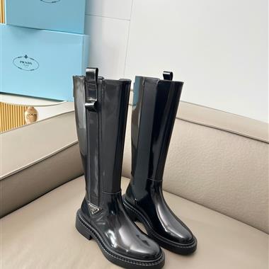 PRADA   2025新款女生休閒時尚鞋子