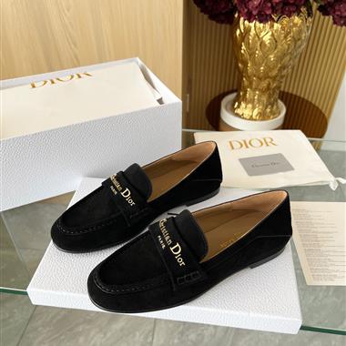 DIOR   2025新款女生休閒時尚鞋子