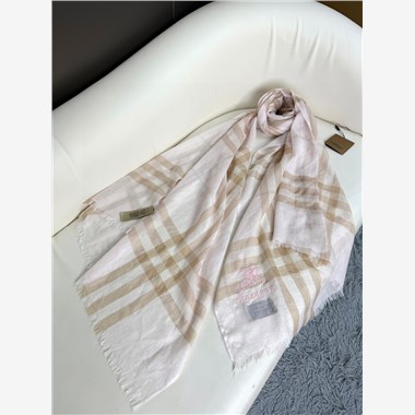 BURBERRY  2025秋冬新款時尚圍巾 尺寸：200-110