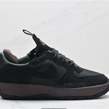 NIKE AIR FORCE 1 WILD
