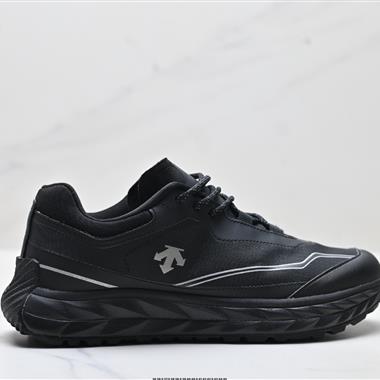 DESCENTE TERRAIND 舒適柔軟 防滑耐磨低幫 登山鞋