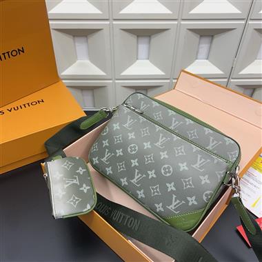 LOUIS VUITTON  2025新款男生時尚包包 尺寸:25*18CM