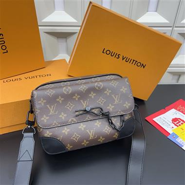 LOUIS VUITTON  2025新款男生時尚包包 尺寸:24*17CM