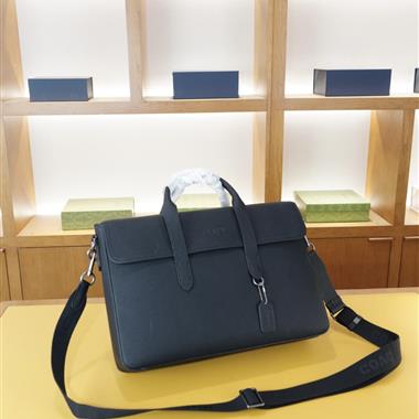 COACH   2025新款男生時尚包包 尺寸:40*30*9CM