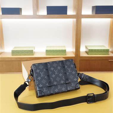 GUCCI    2025新款男生時尚包包 尺寸:21x15x6CM