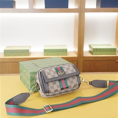 GUCCI    2025新款男生時尚包包 尺寸:19x13x5CM