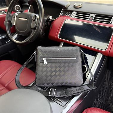 MONTBLANC   2025新款男生時尚包包 尺寸:26.5x2.3x3.5CM