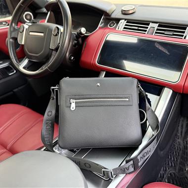 MONTBLANC   2025新款男生時尚包包 尺寸:26.5x2.3x3.5CM