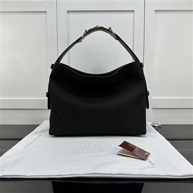 GUCCI    2025新款女生時尚包包 尺寸:35*27.5*11CM