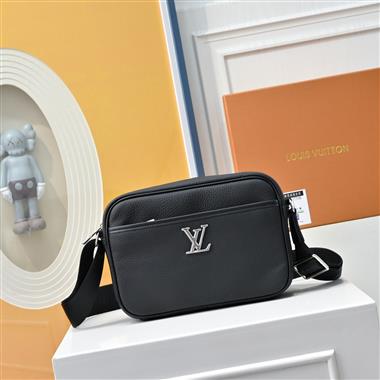 LOUIS VUITTON   2025新款男生時尚包包 尺寸：23*14CM