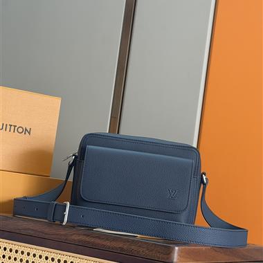 LOUIS VUITTON   2025新款男生時尚包包 尺寸:18 x 9 x 24CM