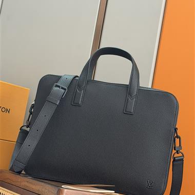 LOUIS VUITTON    2025新款男生時尚包包 尺寸:30 x 4 x 39.5CM