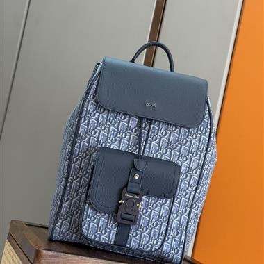 DIOR   2025新款男生時尚包包 尺寸:26.5 x 41 x 14CM