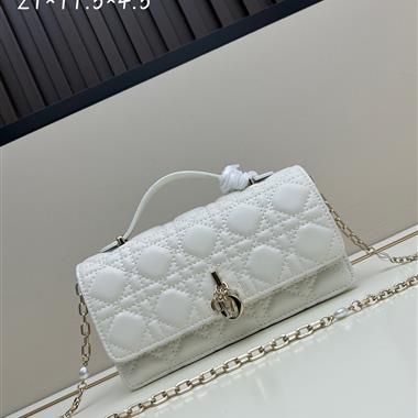 DIOR   2025新款女生時尚包包 尺寸:21 x 11.5 x 4.5CM