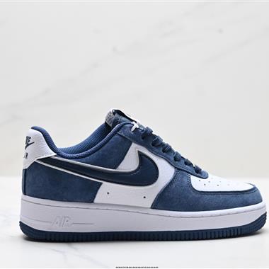 NIKE AIR FORCE 1‘07