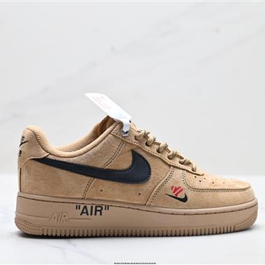 NIKE AIR FORCE 1‘07
