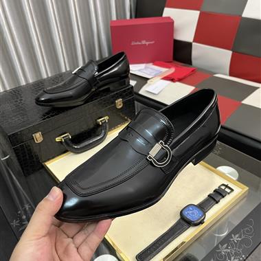 Ferragamo   2025新款男生休閒時尚鞋子