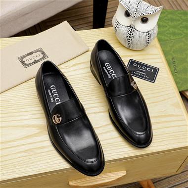 GUCCI   2025新款男生休閒時尚鞋子