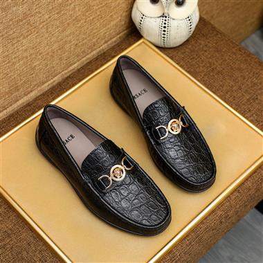 VERSACE   2025新款男生休閒時尚鞋子