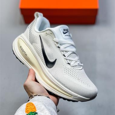 Nike Vomero 18 ZoomX"Light Sier Barely Volt 透氣休閒運動跑步鞋