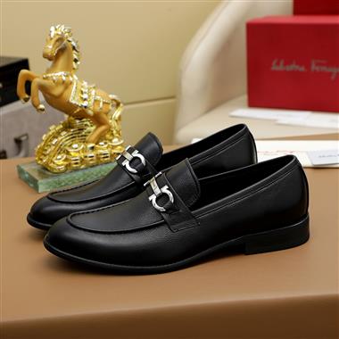 Ferragamo  2025新款男生休閒時尚鞋子