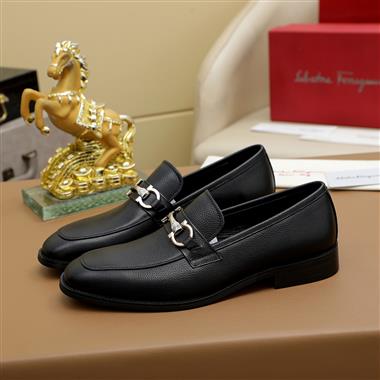 Ferragamo  2025新款男生休閒時尚鞋子