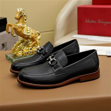 Ferragamo  2025新款男生休閒時尚鞋子