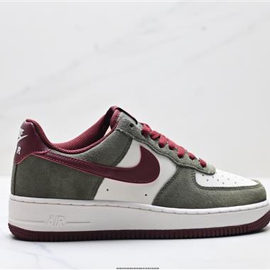 NIKE AIR FORCE 1‘07 LV8