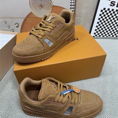 Louis Vuitton   2025新款男生休閒時尚鞋子