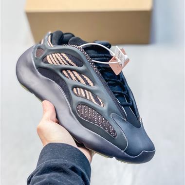 Kanye West x Adidas Yeezy Boost Foam Runner 700 V3”Azael“椰子700 V3低幫復古休閒動運穿搭慢跑鞋老爹鞋