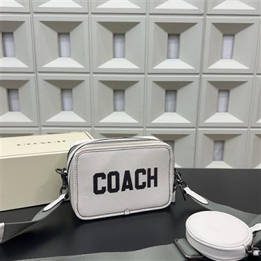 COACH   2025新款男生時尚包包 尺寸：19*14CM