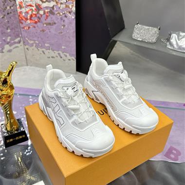 Louis Vuitton   2025新款男生休閒時尚鞋子