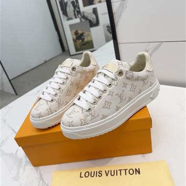 Louis Vuitton    2025新款女生休閒時尚鞋子