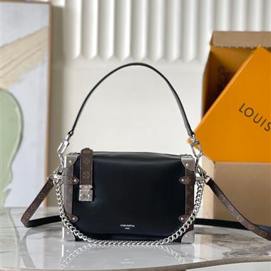 LOUIS VUITTON  2025新款女生時尚包包 尺寸：21x14x6CM