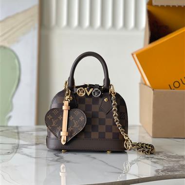 LOUIS VUITTON  2025新款女生時尚包包 尺寸：18*12*8CM