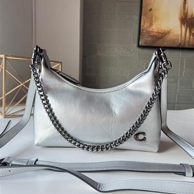 COACH   2025新款女生時尚包包 尺寸：27.5*11.5*10.5CM