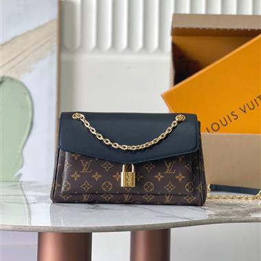 LOUIS VUITTON  2025新款女生時尚包包 尺寸：30.5*21*12.5CM