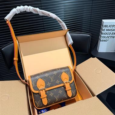 LOUIS VUITTON  2025新款女生時尚包包 尺寸：19*15CM