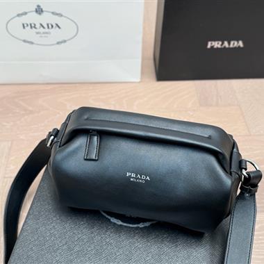 PRADA   2025新款女生時尚包包 尺寸：23*10CM