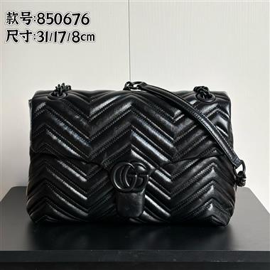 GUCCI   2025新款女生時尚包包 尺寸：31*17*8CM