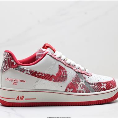 NIKE AIR FORCE 1‘07 LX